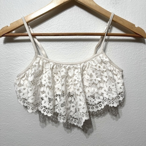 Victoria’s Secret Body By Victoria White Floral Lace Bralette‎ Size S/P NWT